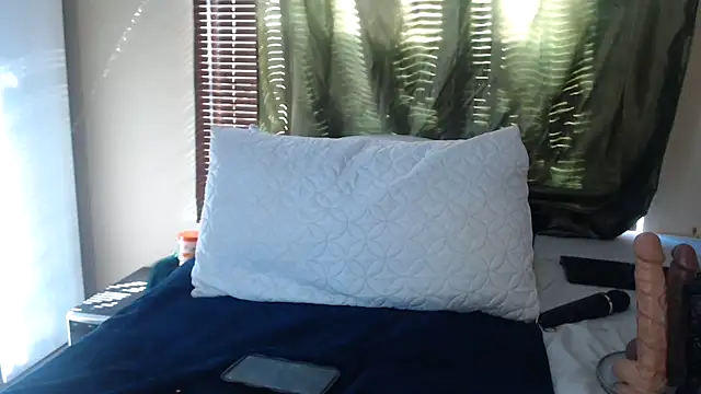 Foxybrownxx1 online show from April 2026 07:31:01 AM