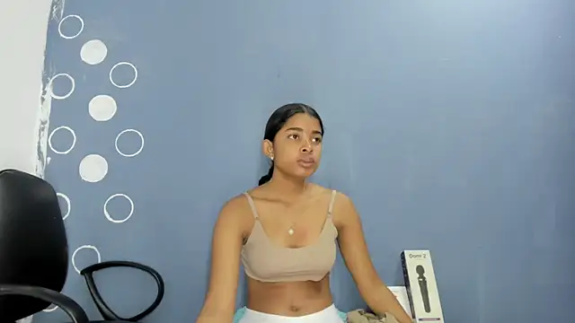 aitanacortes online show from January 2025 12:47:01 PM