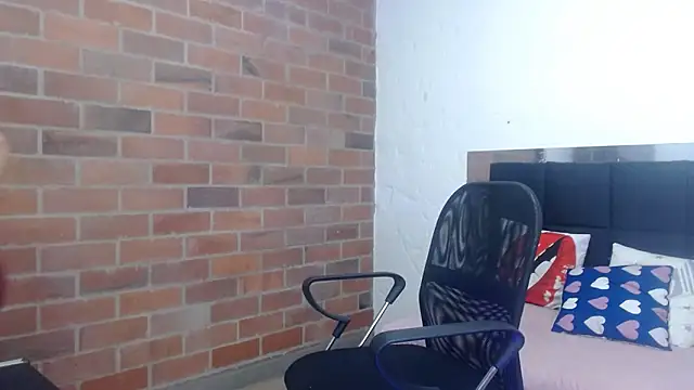 samantha  karolstone online show from October 2025 10:38:01 PM