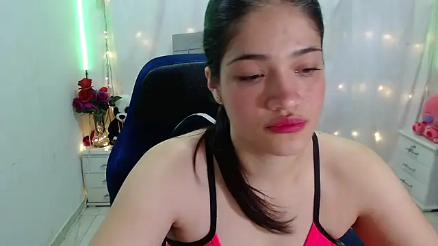 Snapshot of Alison_girl20 chatting on February 2025 07:43:02 PM Alison girl20 online show from February 2025 07:43:02 PM