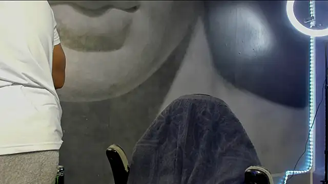 Snapshot of bradley_smith chatting on December 2024 12:42:01 PM bradley smith online show from December 2024 12:42:01 PM