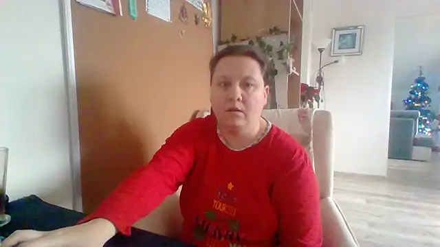 Snapshot of ReifeVenna chatting on December 2024 08:20:02 AM ReifeVenna online show from December 2024 08:20:02 AM