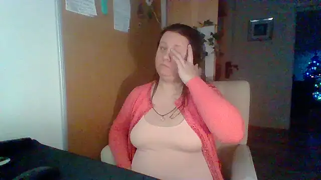 Snapshot of ReifeVenna chatting on January 2025 03:15:01 PM ReifeVenna online show from January 2025 03:15:01 PM