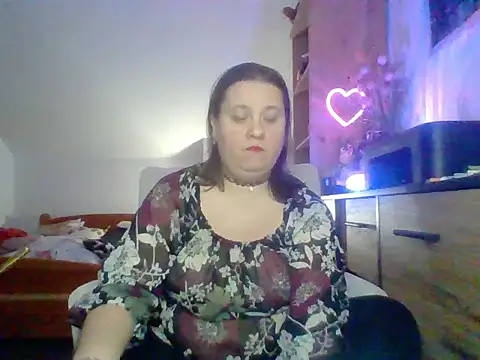 ReifeVenna online show from October 2025 06:41:02 PM