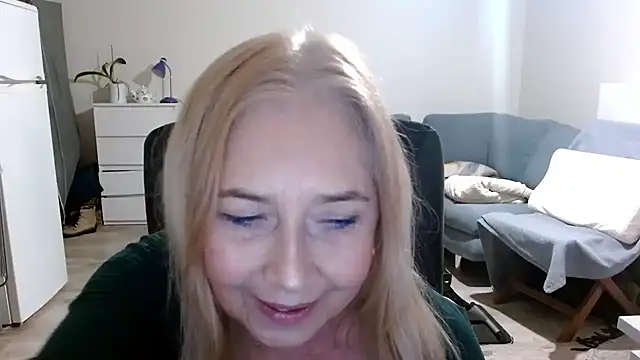 sofia xkiss online show from January 2025 02:49:02 PM