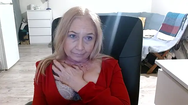 sofia xkiss online show from March 2025 05:49:02 PM