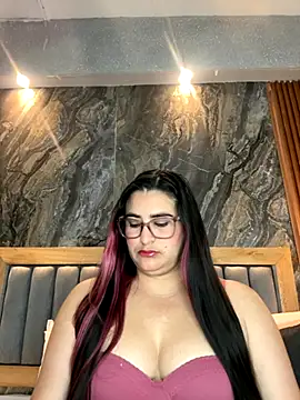 BellaPeers  online show from November 2025 11:43:02 AM