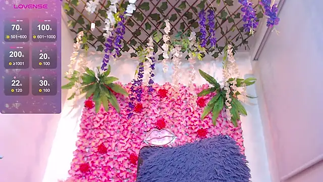 BLONDE SEXYHOT online show from February 2026 11:14:02 AM