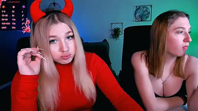 Snapshot of juli_kisss chatting on February 2025 08:21:01 PM juli kisss online show from February 2025 08:21:01 PM