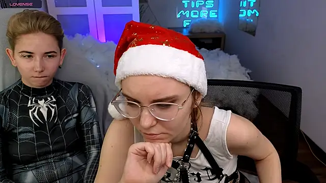 velvetvalkyries online show from December 2024 02:00:01 PM