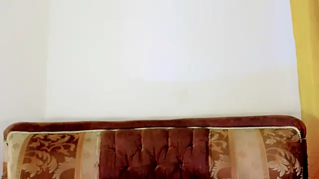 Snapshot of TatiGil chatting on October 2025 11:35:01 PM TatiGil online show from October 2025 11:35:01 PM