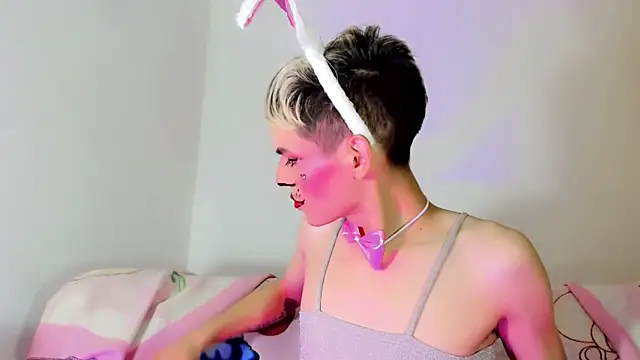 Snapshot of TatiGil chatting on October 2025 04:01:01 AM TatiGil online show from October 2025 04:01:01 AM