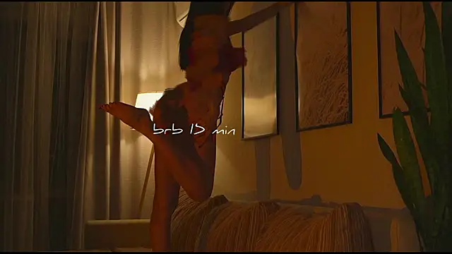 wowmolly online show from February 2026 02:57:02 PM