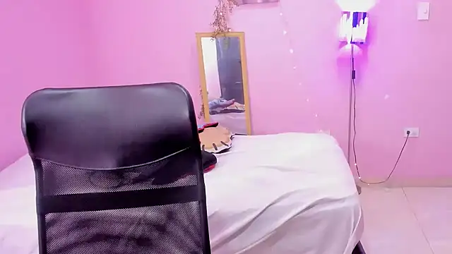 Snapshot of TEE_DIRTY_SQUIRT chatting on March 2025 11:50:01 AM TEE DIRTY SQUIRT online show from March 2025 11:50:01 AM