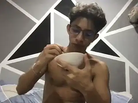 ferchitibellako online show from July 2026 03:59:02 AM