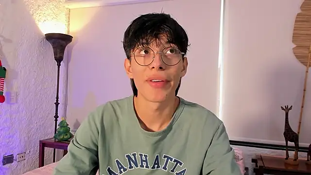 alexandersawyer online show from December 2024 12:03:01 PM