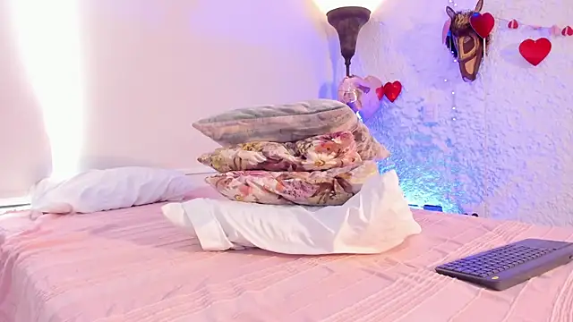 alexandersawyer online show from February 2025 02:44:02 PM