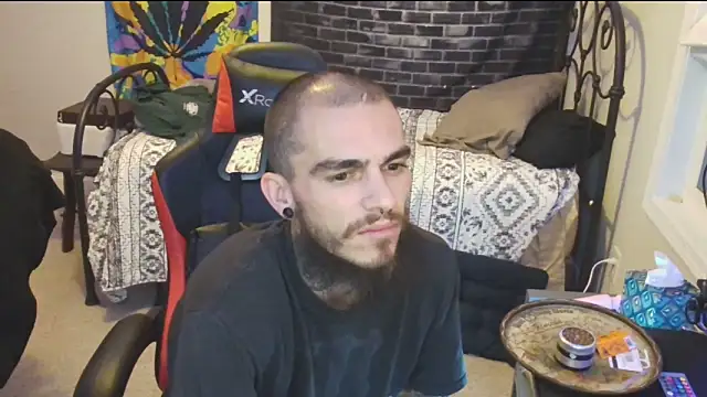 Snapshot of XMeF10 chatting on January 2025 11:43:01 PM XMeF10 online show from January 2025 11:43:01 PM