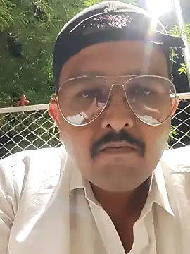 Akhil3290 online show from November 2025 01:44:02 PM