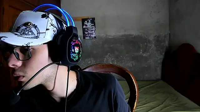 bruce kane21 online show from November 2025 07:47:01 PM