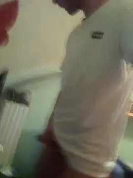 Davlupweed93 online show from April 2026 02:58:01 PM