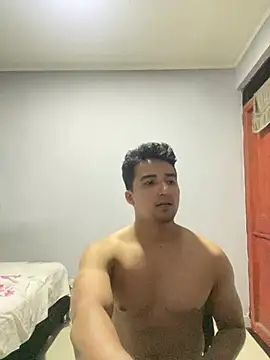 Snapshot of 2Tussiboy chatting on December 2024 03:04:02 AM 2Tussiboy online show from December 2024 03:04:02 AM