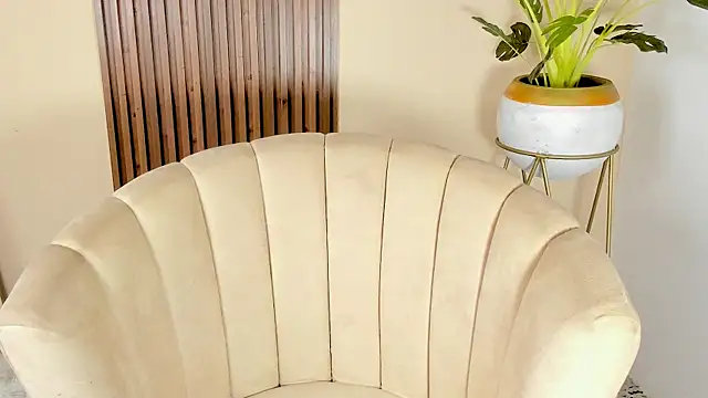 kenayfox online show from December 2024 02:16:01 PM