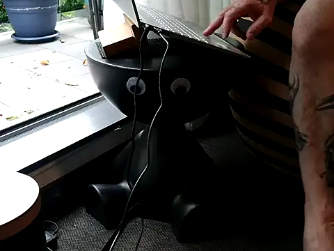 ChunkyMonkey007 online show from January 2025 04:29:01 AM