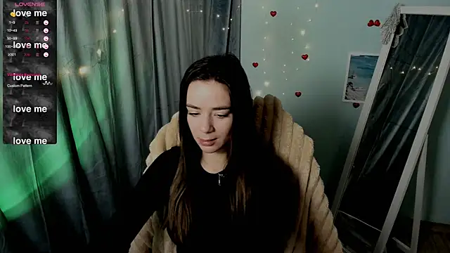Snapshot of Bella_XO chatting on January 2025 01:24:02 PM Bella XO online show from January 2025 01:24:02 PM