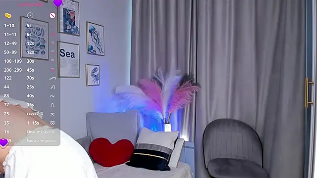 OdetteHarwick online show from November 2025 07:07:01 AM