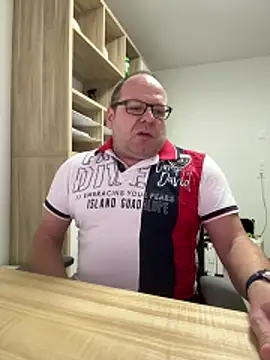 coupleLatinaLovers online show from March 2026 06:06:01 AM