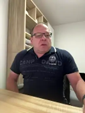 coupleLatinaLovers online show from April 2026 05:02:02 AM