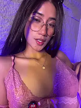 Snapshot of KaitlynLoveCam chatting on May 2026 10:49:01 PM KaitlynLoveCam online show from May 2026 10:49:01 PM