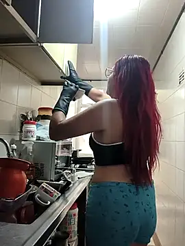 Snapshot of SHARAONELOVE chatting on February 2026 05:39:02 PM SHARAONELOVE online show from February 2026 05:39:02 PM