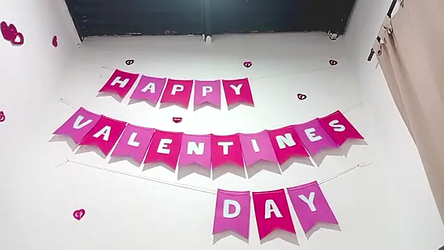 PetiteIvoryQueen19 online show from March 2025 07:19:02 AM