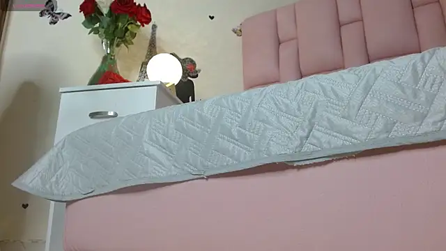 isabela ferrer  online show from December 2025 01:20:02 PM