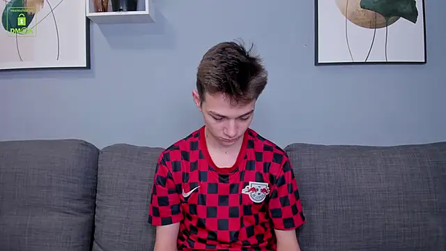 Viego Pattel online show from November 2025 05:37:01 PM