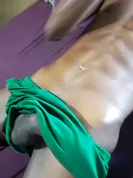 Snapshot of TheeOne07 chatting on October 2025 03:31:02 PM TheeOne07 online show from October 2025 03:31:02 PM