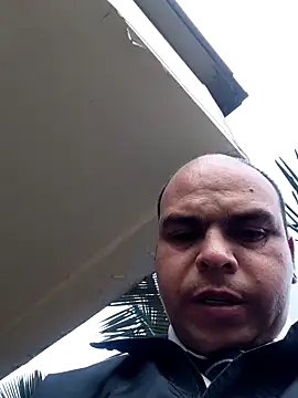 Snapshot of Camilo-31RI chatting on June 2026 11:31:01 AM Camilo-31RI online show from June 2026 11:31:01 AM