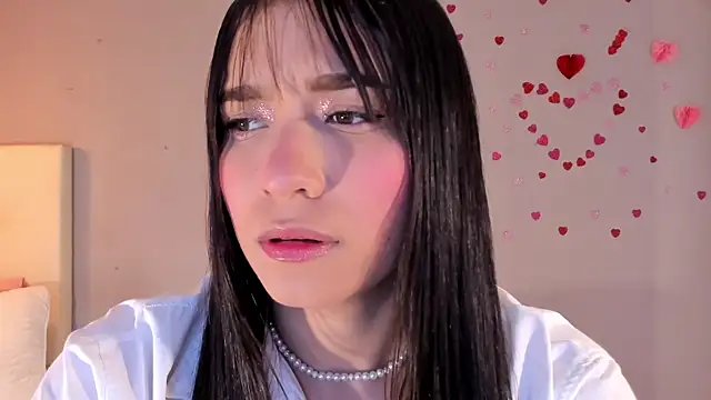 Snapshot of Maia_W10 chatting on April 2026 12:17:01 PM Maia W10 online show from April 2026 12:17:01 PM