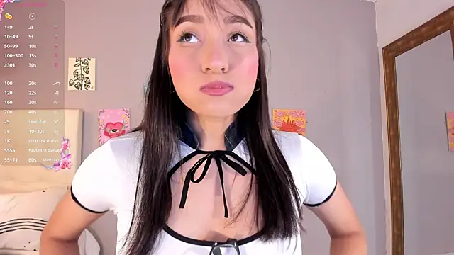 Snapshot of Maia_W10 chatting on July 2026 12:31:01 PM Maia W10 online show from July 2026 12:31:01 PM