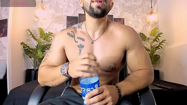 Regan   online show from October 2025 08:17:01 PM