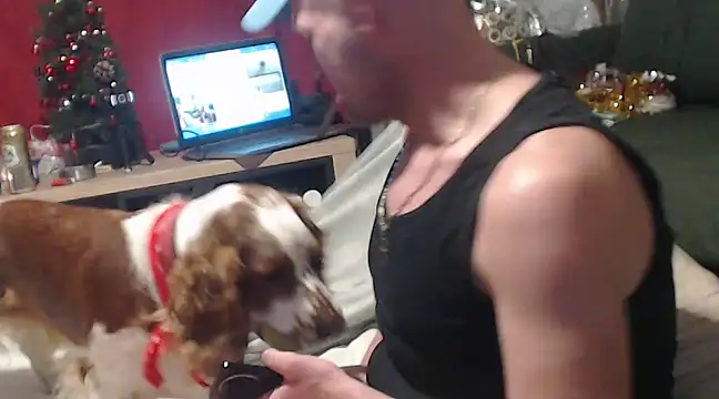 Snapshot of mikeythebestsucker chatting on December 2024 01:42:02 PM mikeythebestsucker online show from December 2024 01:42:02 PM