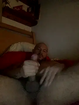 kioluy online show from December 2025 04:40:01 AM