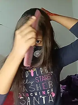 Snapshot of Nadia-2 chatting on December 2024 07:00:02 PM Nadia-2 online show from December 2024 07:00:02 PM