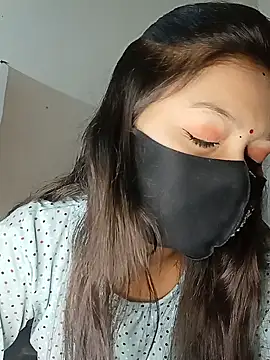 Snapshot of Nadia-2 chatting on January 2025 12:05:01 PM Nadia-2 online show from January 2025 12:05:01 PM