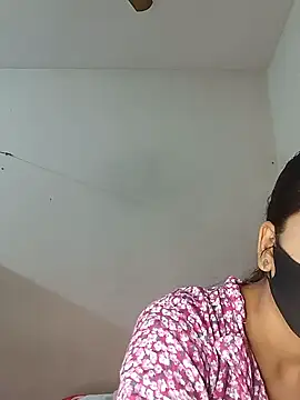 Snapshot of Nadia-2 chatting on February 2025 12:36:02 PM Nadia-2 online show from February 2025 12:36:02 PM