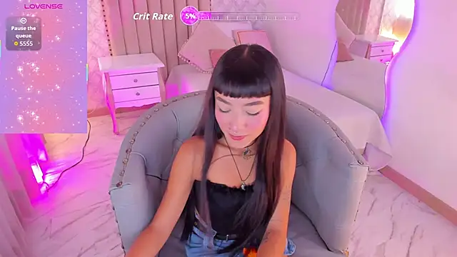 Candy5Girl online show from October 2025 07:36:02 PM