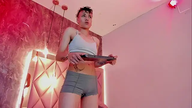 megan 100 online show from April 2026 07:07:01 PM