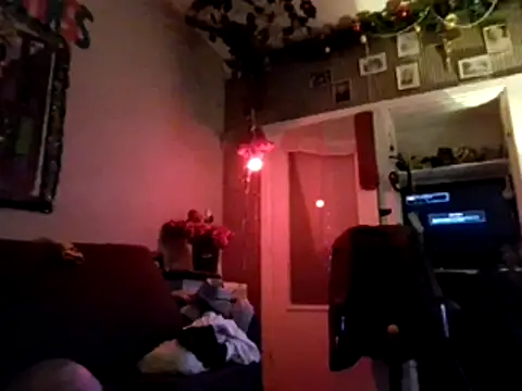 Snapshot of Maikel1981-NL chatting on January 2025 01:00:01 AM Maikel1981-NL online show from January 2025 01:00:01 AM